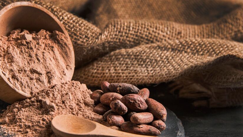 Chocolate amargo com alto teor de cacau, que estimula a circulação cerebral.