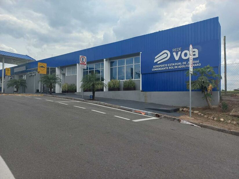 Aeroporto Comandante Rolim Adolfo Amaro, foi fundado no dia 2 de junho de 1941. 