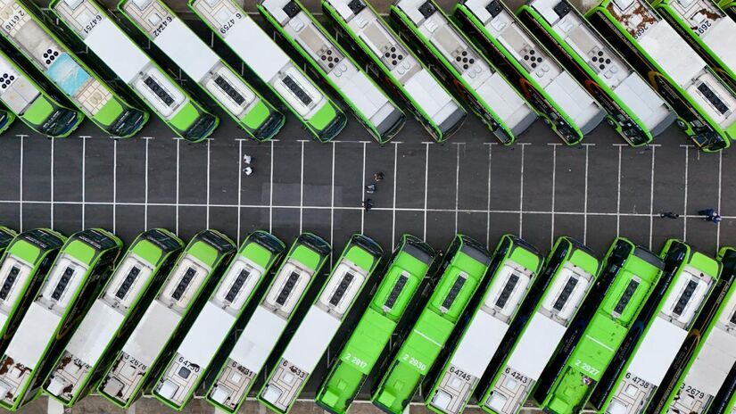 Segundo a Prefeitura de São Paulo, 10 dos ônibus entregues têm câmeras do Smart Sampa instaladas.