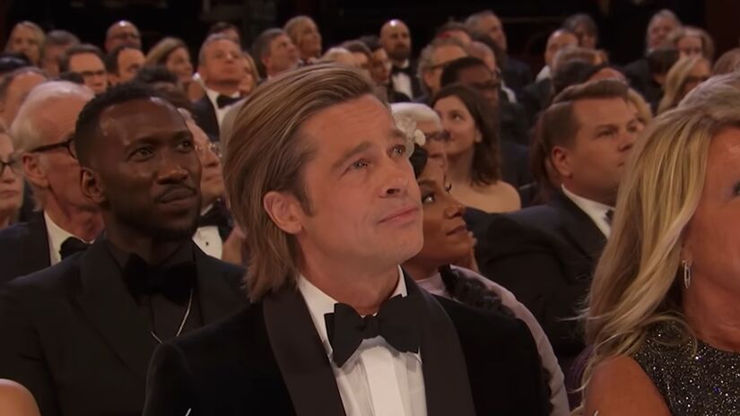 Brad Pitt afirmou que dinheiro e fama não trazem felicidade, destacando que o que realmente importa são as pessoas ao nosso lado
