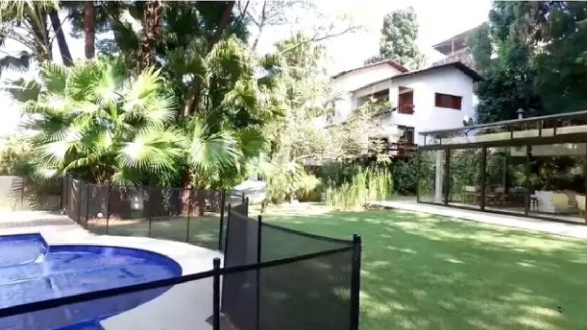O imóvel, desocupado, tem área construída de 1.207,27 m&#xB2; / Divulgação/Leilão Zuk