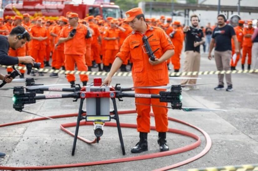 Drone já foi testado em operações reais e combina tecnologia, robustez e segurança para apoiar profissionais em situações de alto risco /Divulgação/PMSJC