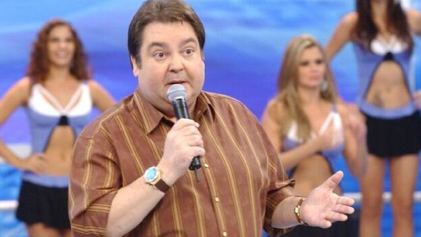 Outro apresentador que marcou época na TV brasileiro foi Fausto Silva, como no 'Domingão do Faustão' - (Divulgação/Globo)
