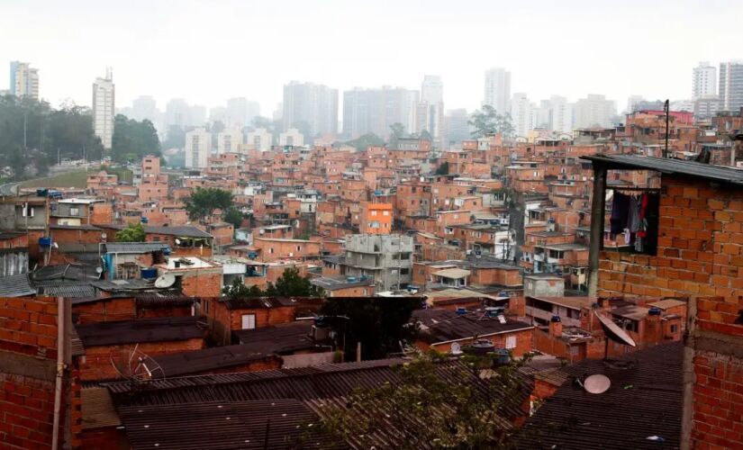 Mesmo com bairros tão próximos, a diferença na sensação térmica entre Paraisópolis e Morumbi chega a impressionantes 10°C. Foto: Rovena Rosa/AB