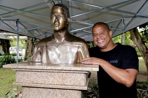 Marcelinho Carioca é um dos maiores ídolos da história do Corinthians/José Manoel Idalgo/Agência Corinthians