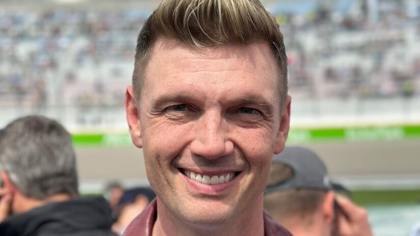 Nick Carter: a postura do cantor foi mais reservada, deixando a fã com a sensação de que a interação foi protocolar e focada na foto. Foto: Reprodução/Wikimedia Commons