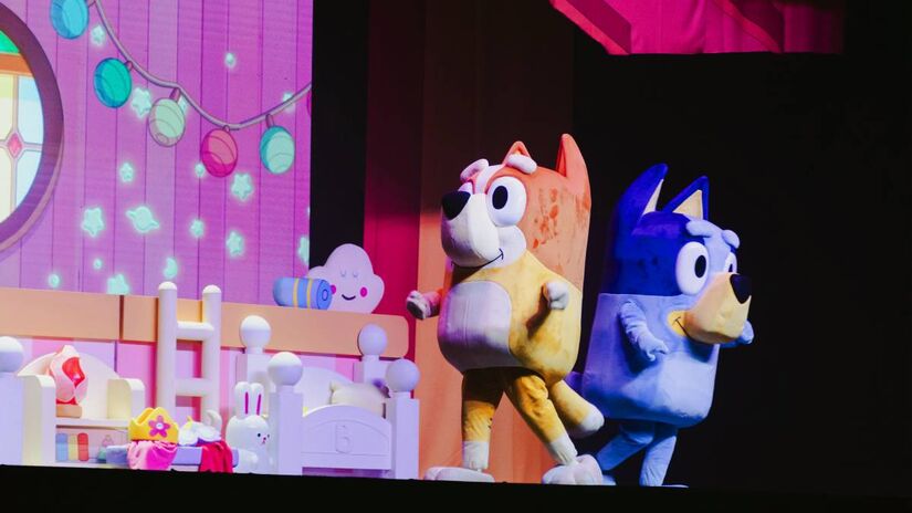 Show oficial da premiada série infantil 'Bluey' desembarca pela primeira vez no Brasil no próximo sábado (4/10).