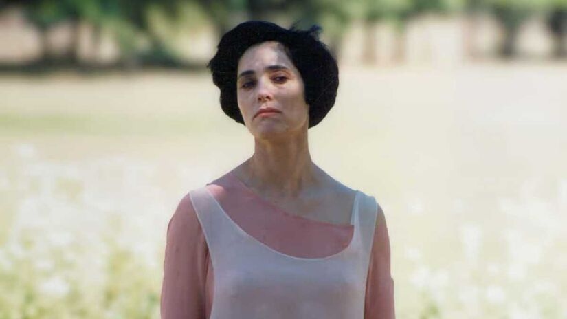 Já no plano espiritual - de acordo com a Doutrina Espírita, religião que baseia a novela 'A Viagem', existe vida após a morte - a protagonista acordará confusa.