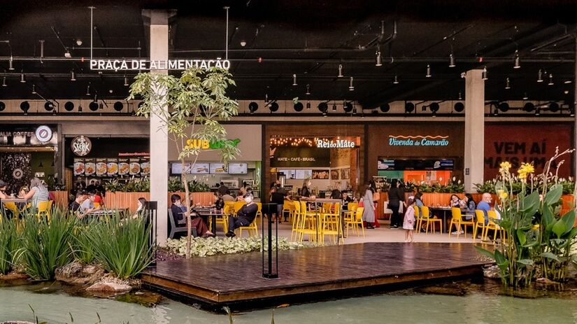 O centro de compras com descontos de até 80% fica na saída do quilômetro 45 da rodovia Ayrton Senna/Divulgação