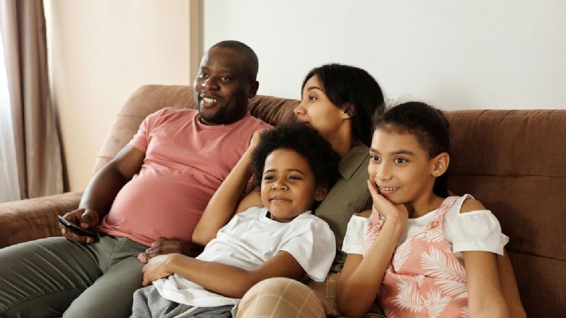 Se você tem um filho pequeno e ele gosta muito de algo, ele vai repetir muitas vezes. Portanto, seja paciente e lembre-se de que é bom para ele. Imagem: Pexels