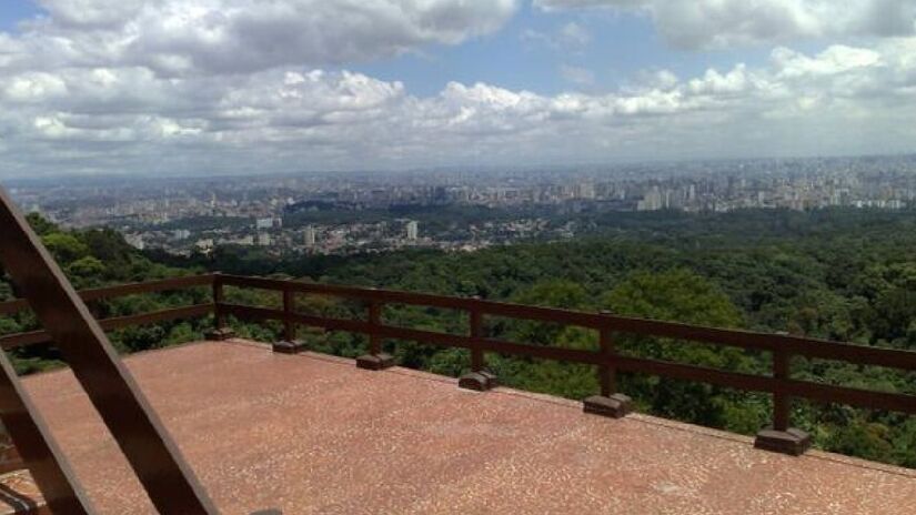 O núcleo mais visitado entre os quatro do parque e também o mais antigo é o da Pedra Grande, aberto à visitação no ano de 1989 - (rodrigodemarque/Wikimedia Commons)