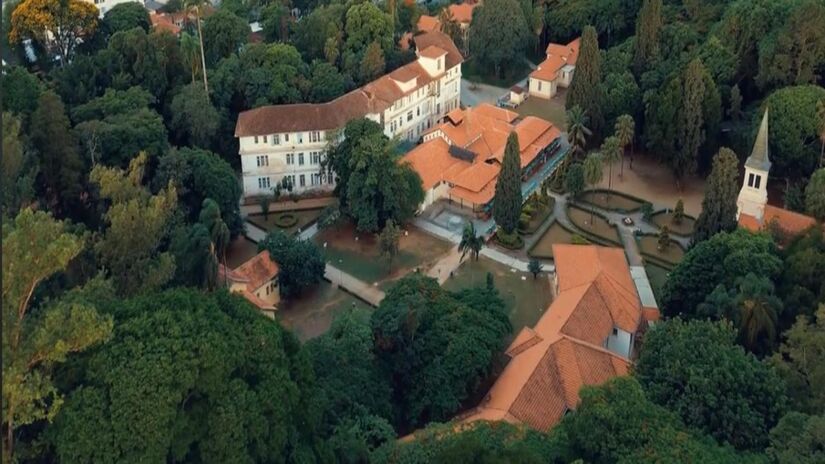  O Parque Vicentina Aranha é um verdadeiro refúgio urbano que encanta moradores e visitantes