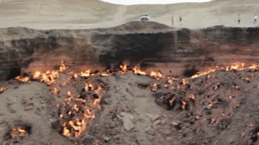 Ela é uma formação geológica que se formou com o derretimento do permafrost - (Reprodução/YouTube)