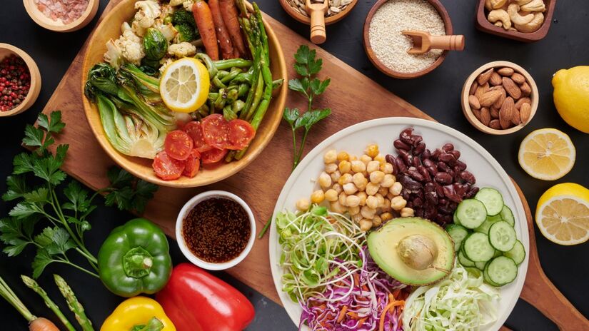 Uma dieta equilibrada, baixa em açúcares e em gordura saturada é essencial para o bom funcionamento do pâncreas. 