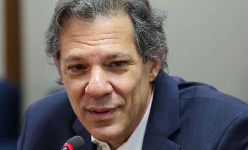 Haddad aparece em segundo, depois de Tebet, no cenário testado/Agência Brasil