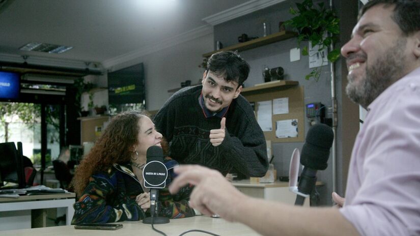 Valente ao lado do produtor Chiarelli/Thiago Neme/Gazeta de S.Paulo