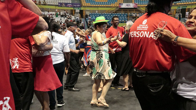 Considerado um dos maiores encontros da edição, o baile reuniu mais de sete mil pessoas em 2024. Fotos: Divulgação 