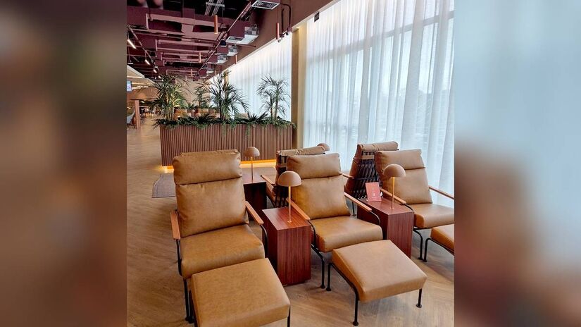 A decoração do lounge faz referência à arquitetura da capital paulista - Assessoria Ambaar