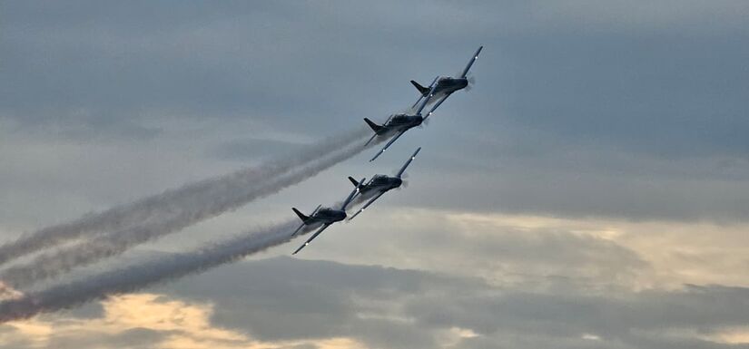 Esquadrão de Demonstração Aérea (EDA) participou apenas com passagens de quatro aeronaves A-29 Super Tucano, sem manobras.