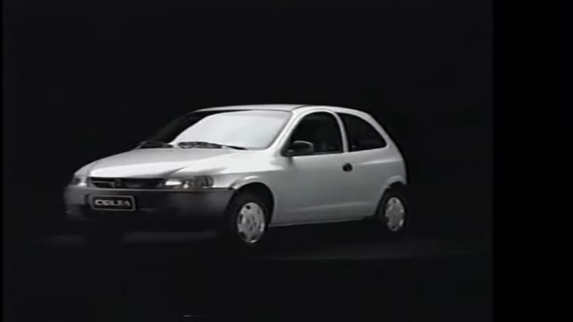 Chevrolet Celta (20002015)

Voltado ao público que buscava economia e praticidade, o Celta foi produzido por 15 anos e superou a marca de 1,8 milhão de unidades vendidas. Criado sobre a base do Corsa, o modelo marcou a década de 2000 como uma das principais apostas da Chevrolet para o segmento de entrada. Reprodução/divulgação Chevrolet