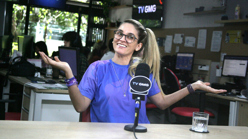 Educadora começou a gravar vídeos dinâmicos e bem-humorados na plataforma e viralizou durante a pandemia de coronavírus, quando passou a auxiliar alunos com dificuldades de aprendizagem.