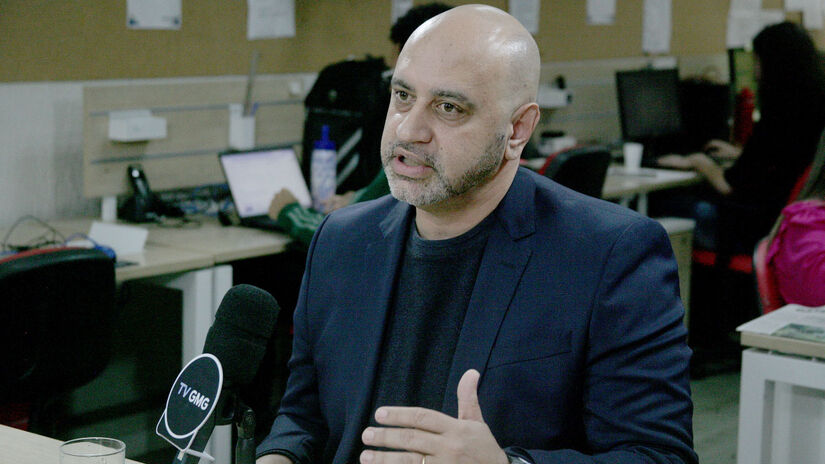 Para melhorar o cenário de endividamento, além da educação didática, é necessário trazer a gestão financeira para o modelo de vida e para a cultura das pessoas.

