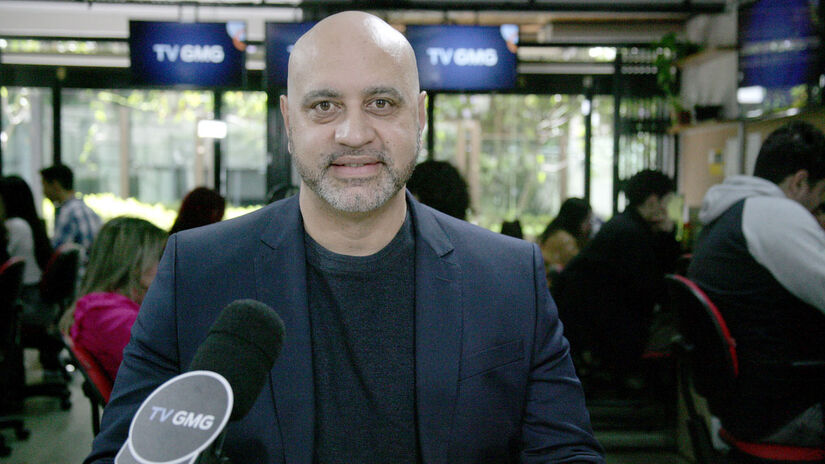 Para quem está 'todo atrapalhado' e com o 'bolso apertado', Leandro detalha um plano de ação para resolver o problema. 