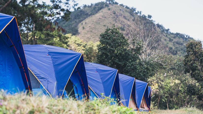 São Roque também abriga opções de acampamento para entrar em contato com a natureza (Foto: Freepik)