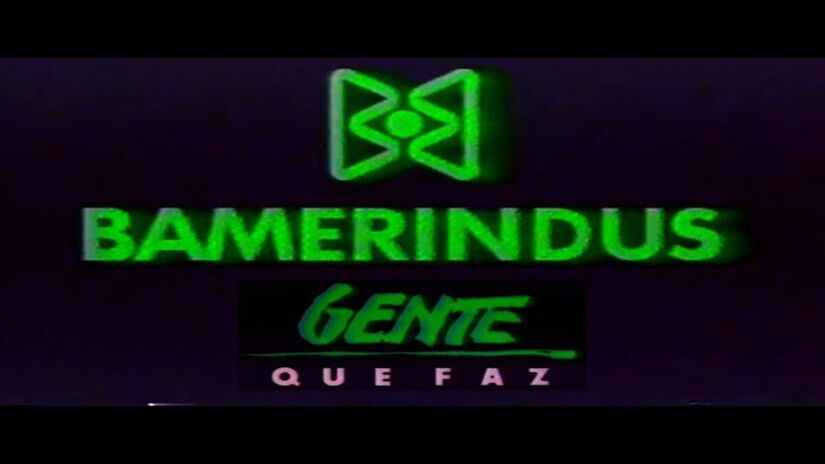 Banco Bamerindus: o jingle que o tempo não levou

"O tempo passa, o tempo voa e a poupança Bamerindus continua numa boa!"  quem viveu os anos 1980 e 1990 certamente se lembra desse jingle. Criado em 1943, no Paraná, o banco cresceu junto com o país e chegou a ser uma das maiores instituições financeiras da América do Sul.

"Mas o Bamerindus não aguentou uma crise de crescimento, não conseguiu se expandir. Quando o HSBC chegou ao Brasil, em 1997, comprou os ativos e passivos da marca", lembrou o jornalista Heródoto Barbeiro.

Foto: YouTube