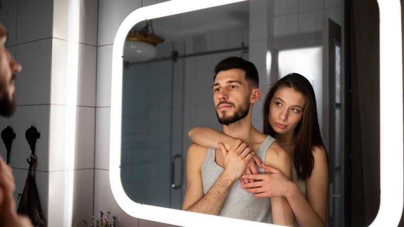 Especialistas apontam que os espelhos inteligentes podem dominar o mercado premium em breve