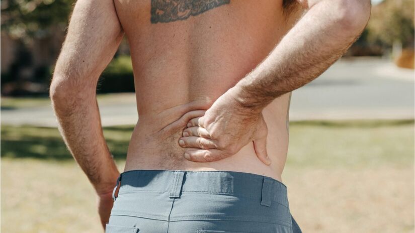 Ele também fortalece os ossos e evita dores musculares. Imagem: Freepik
