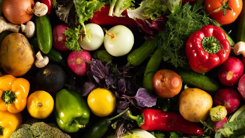 Espinafre e couve previnem osteoporose e melhoram o intestino