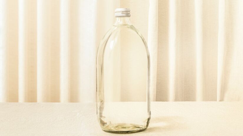 5. Garrafas, latas e embalagens vazias