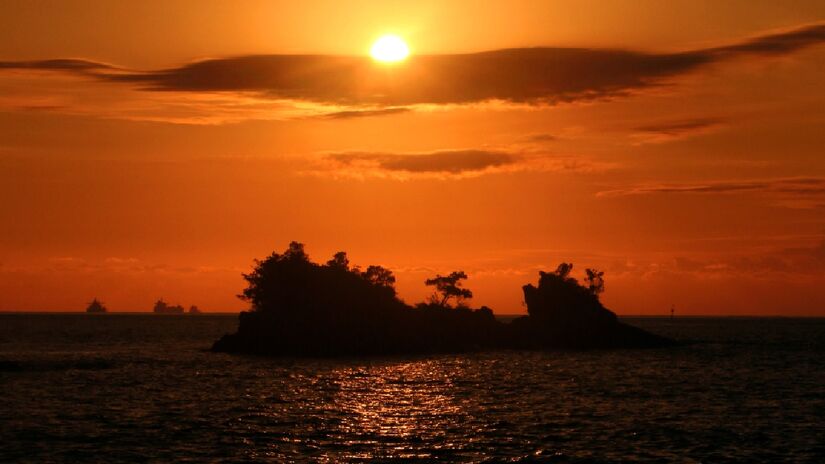 Ilhabela é considerado um dos 10 lugares mais românticos do mundo segundo hóspedes. Imagem: Victor Hugo Abex Gomes/Wikimedia Commons
