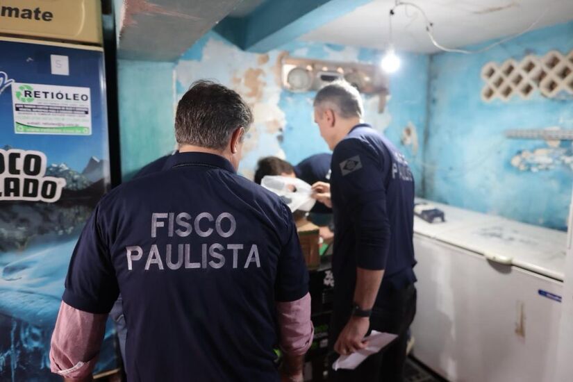 Segundo o governo, alguns têm vínculos com comércios já interditados por casos de intoxicação.
Foto: Divulgação/Governo de São Paulo