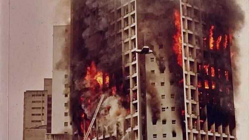 O Edifício Joelma pegou fogo em 1974, vitimou quase 200 pessoas e deixou dezenas de feridos.