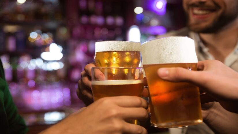 Por muito tempo, acreditou-se que a cerveja era a principal responsável por causar o aumento da circunferência abdominal