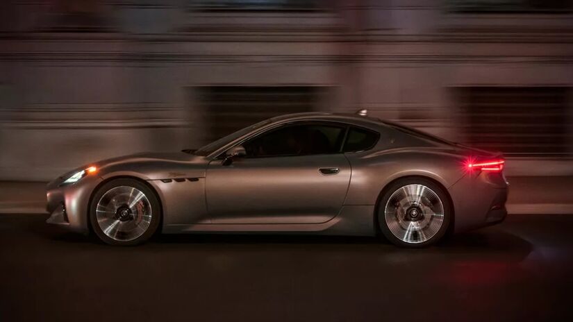 Modelo é o primeiro elétrico da Maserati e possui três motores de 300 kw.