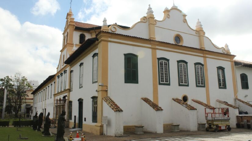 O Mosteiro começou com uma das capelas mais antigas do Brasil. Imagem: Marcos Ruocco Battistelli/Wikimedia 