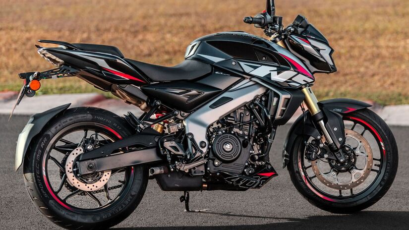 Nova NS400Z busca atrair um público mais jovial e fã de motos mais esportivas.