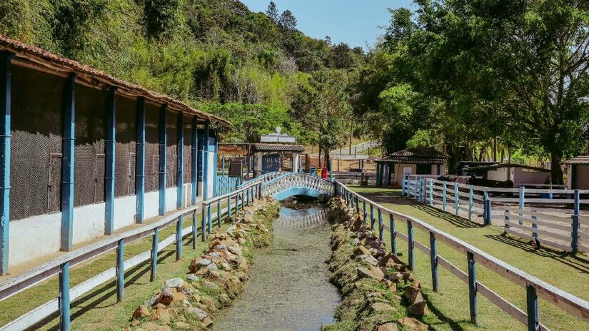 Localizado a cerca de 1h30 de São Paulo, o espaço reúne natureza, descanso e lazer em um mesmo destino.