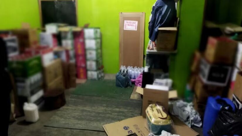 Local é apontado como a origem das garrafas adulteradas com metanol que causaram a morte de duas pessoas no Estado.
Foto: Divulgação/Polícia Civil