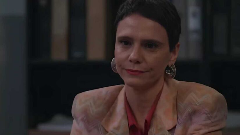 Celina: essa é uma das personagens com mais motivos para querer matar Odete; ela foi humilhada pela irmã durante toda a vida.

