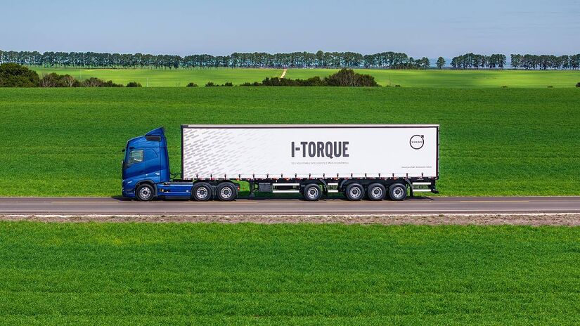 Sistema será implementado em caminhões com motores de 420, 460, 500 e 540 cv | Divulgação/Volvo