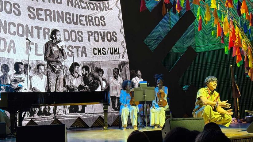 Noite foi embalada por performances artísticas de Adanilo Reis e Gleici Damasceno e pela trilha sonora de Jonathan Ferr, e pelos mestres de cerimônia Aline Midlej e Bruno Gagliasso.