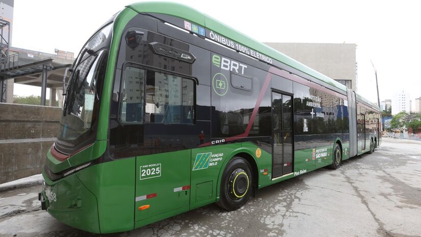 Coletivo irá circular pelo futuro Corredor Verde da avenida Nove de Julho.