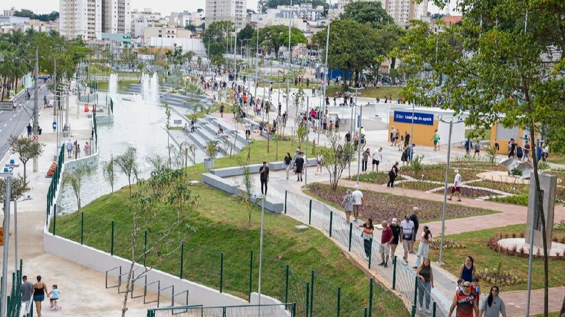 A cidade possui vários parques, como o Parque Linear, o Espaço Verde Chico Mendes e o Bosque do Povo - (Divulgação/PMSCS)