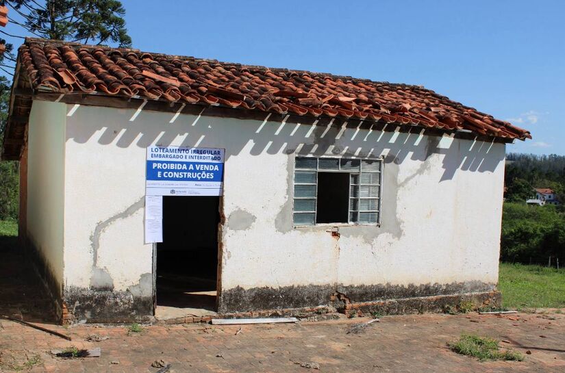 Medida cumpre uma decisão judicial que reconheceu o loteamento como ilegal      /Divulgação