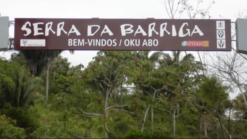  Não existem documentos coloniais que confirmem sua presença no Quilombo dos Palmares, apesar da tradição popular descrevê-la como a companheira de Zumbi e líder feminina da resistência (Fotos: Youtube/Reprodução)
