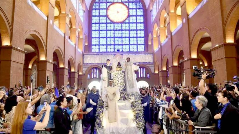 Aparecida se tornou um dos pontos principais de turismo religioso - (Thiago Leon/Santuário Nacional)